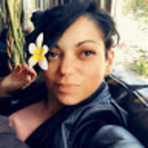 Meet your Posher, Fatima